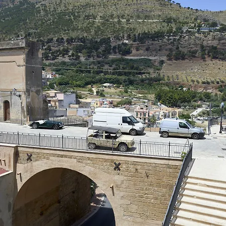 Sopra Le Mura Castellammare del Golfo