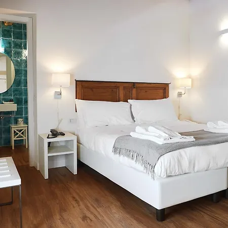 Hotel Sopra Le Mura 3*